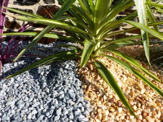 Gravier Gris Clair 6-12 saco 20 Kg